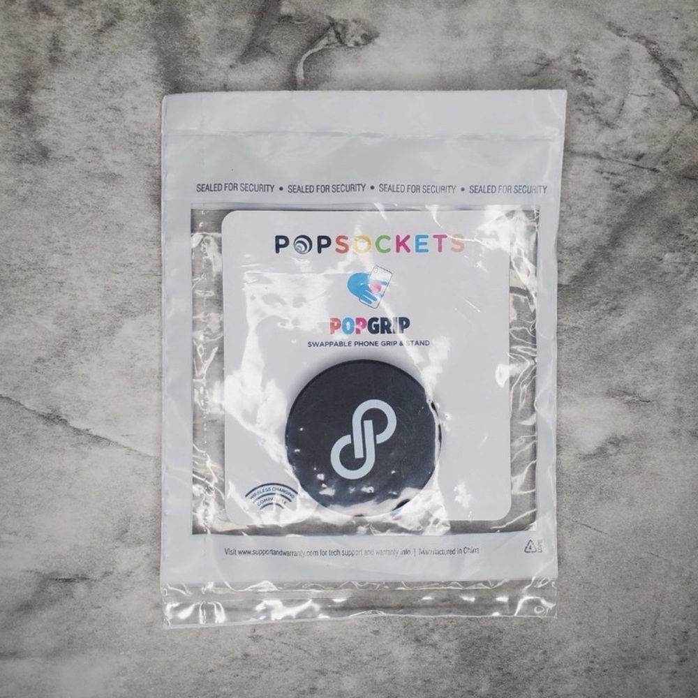 🎉HP 5/2/23 Poshmark Pop Socket Round 1.5 X 1.5” Black White Logo - Picture 5 of 6